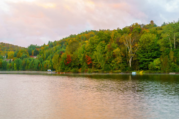 Fototapeta premium Sunrise view of the Lac Rond
