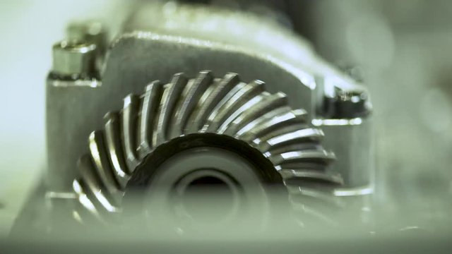 Silver steel gears makro closeup.