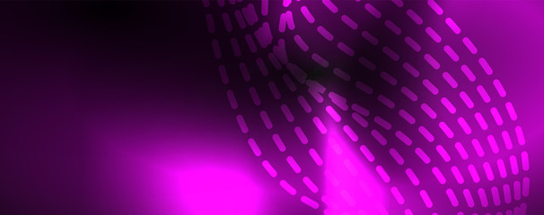 Obraz premium Smoky glowing waves in the dark. Dark abstract background with neon color light and wavy lines. Vector