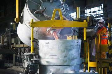 Contemporary large aluminum foundry