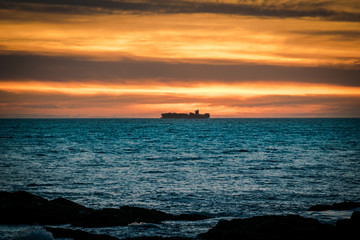 Atardecer marino 