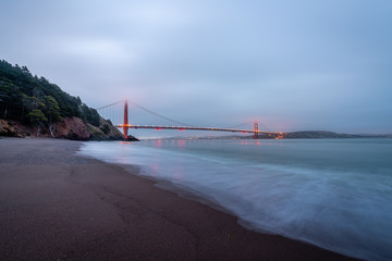 Fototapeta premium Sunrise from Kirby Cove Beach