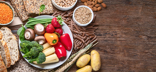 Healthy natural ingredients  containing  dietary fiber.