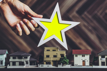 住宅模型と星マーク