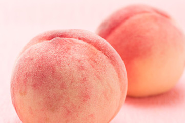 夏の味覚　桃
