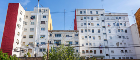 Old looking block of flats with a sharp and square aspect in Valencia, Spain © frimufilms
