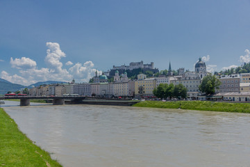 Schöne Erkundungstour durch Österreichs Schönheit. - Salzburg.