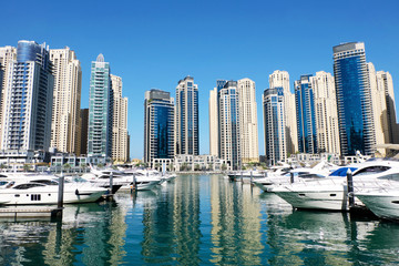 Fototapeta na wymiar Dubai cityscape at daylight