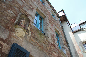 Fototapeta na wymiar building (house) in quimper (brittany - france) 