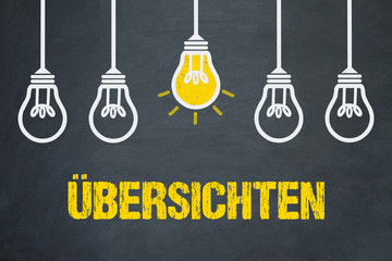 Übersichten / Tafel mit Glühbirnen