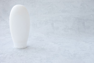 Cosmetic plastic tube, sunscreen cream or gel