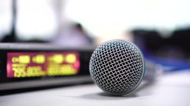 Microphone for speaker speech with digits radio frequency transceiver or transmitter to show spectrum display wireless microphones receiver in conference hall or meeting room