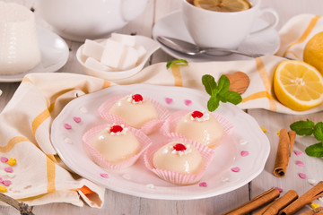 Sicilian ricotta cake (Cassata).