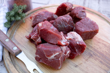 morceaux de boeuf cru