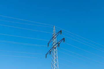 Strommasten einer &Uuml;berlandleitung