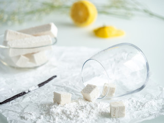 vanilla marshmallow slices with lemon