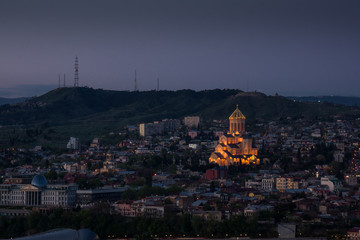 illuminated sameba cathedral © Horner