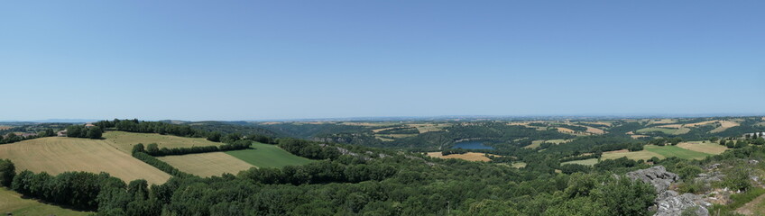 Fototapeta na wymiar paysage du Tarn (panorama)