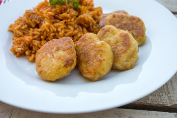 nuggets de poulet et riz