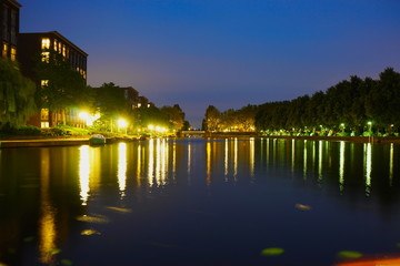 landscape foto of amsterdam near erasmus park at night