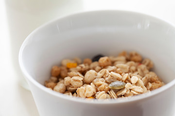 カップに入ったシリアル