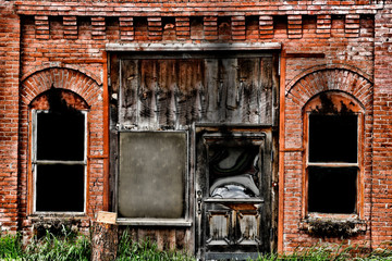 Abandoned building after fire destroys inside