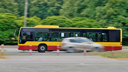 Autobus miejski.	