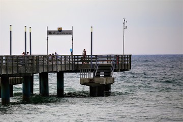 Fototapeta premium pier at sunset