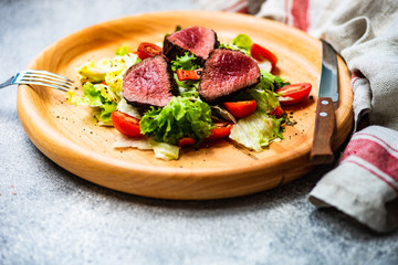 Steak salad with fresh lettuce