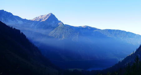 Lichtstreuung am Vilsalpsee
