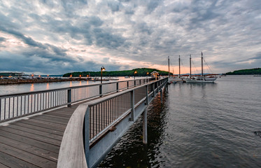 Fototapeta na wymiar Bar Harbor Maine at Sunset 