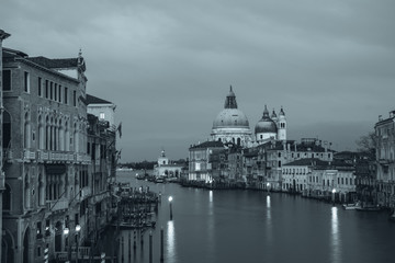 Fototapeta premium Beautiful view on Basilica di Santa Maria della Salute in golden evening light at sunset in Venice, Italy
