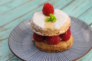Gâteau macaron framboise