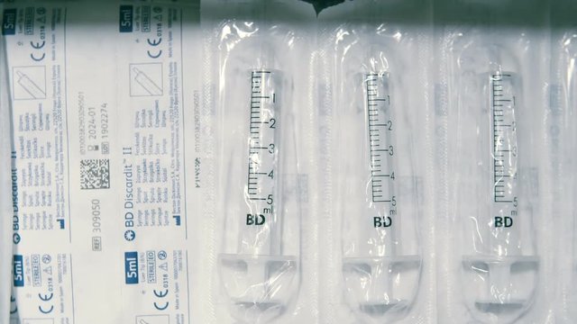 Medical healthcare 5 ml sterile drug syringes, top down shot