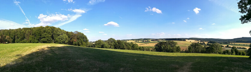 Lipperland bei Fromhausen mit Blick auf Holzhausen-Externsteine