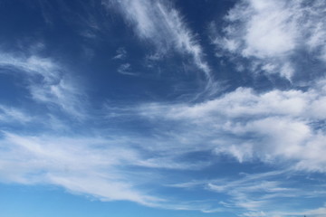 Cielo e nuvole in estate - vento