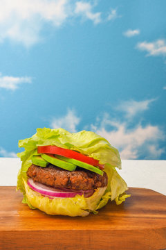低糖質ハンバーガー　low carb diet lettuce buns diet burger
