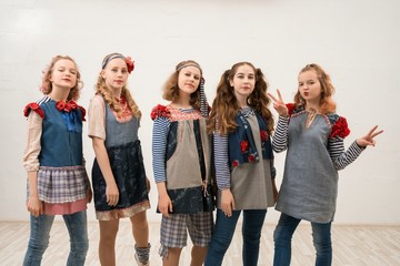Obraz premium Pretty girls in original style costumes shot