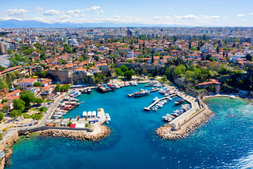 Fototapeta premium Port Antalya, Turcja, zrobione w kwietniu 2019 r. \ R \ n 'zrobione w hdr