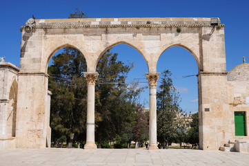 Fototapeta na wymiar A view from the courtyard of Al-Aqsa Mosque in Jerusalem