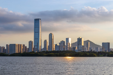 Fototapeta premium Shenzhen Bay Houhai Financial District At Dusk