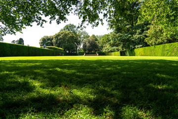 Naklejka premium English Country House and Garden