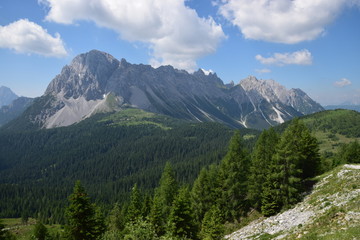 Fototapeta na wymiar Alpi Carniche - Sappada, monte Lastroni