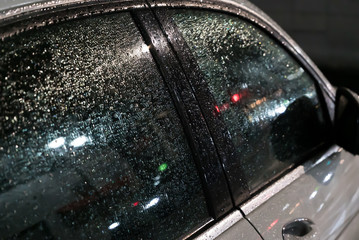 水滴・自動車