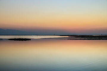 Obraz premium sunset on the lake