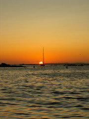 Secuencia de fotos de la puesta de sol del 24 de julio de 2009. San Vicente do Grove (España). Foto 1.