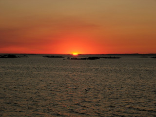 Serie de fotos de la puesta de sol del 5 de agosto de 2005 en San Vicente do Grove (España). Foto 11