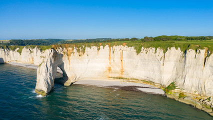 Vue proche sur les falaises d'Etretat