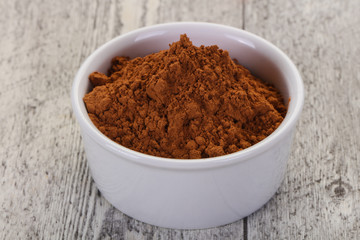 Cocoa powder in the bowl