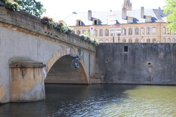 La rivière Moselle dans la ville de Metz - Département de la Moselle - Région Lorraine - France